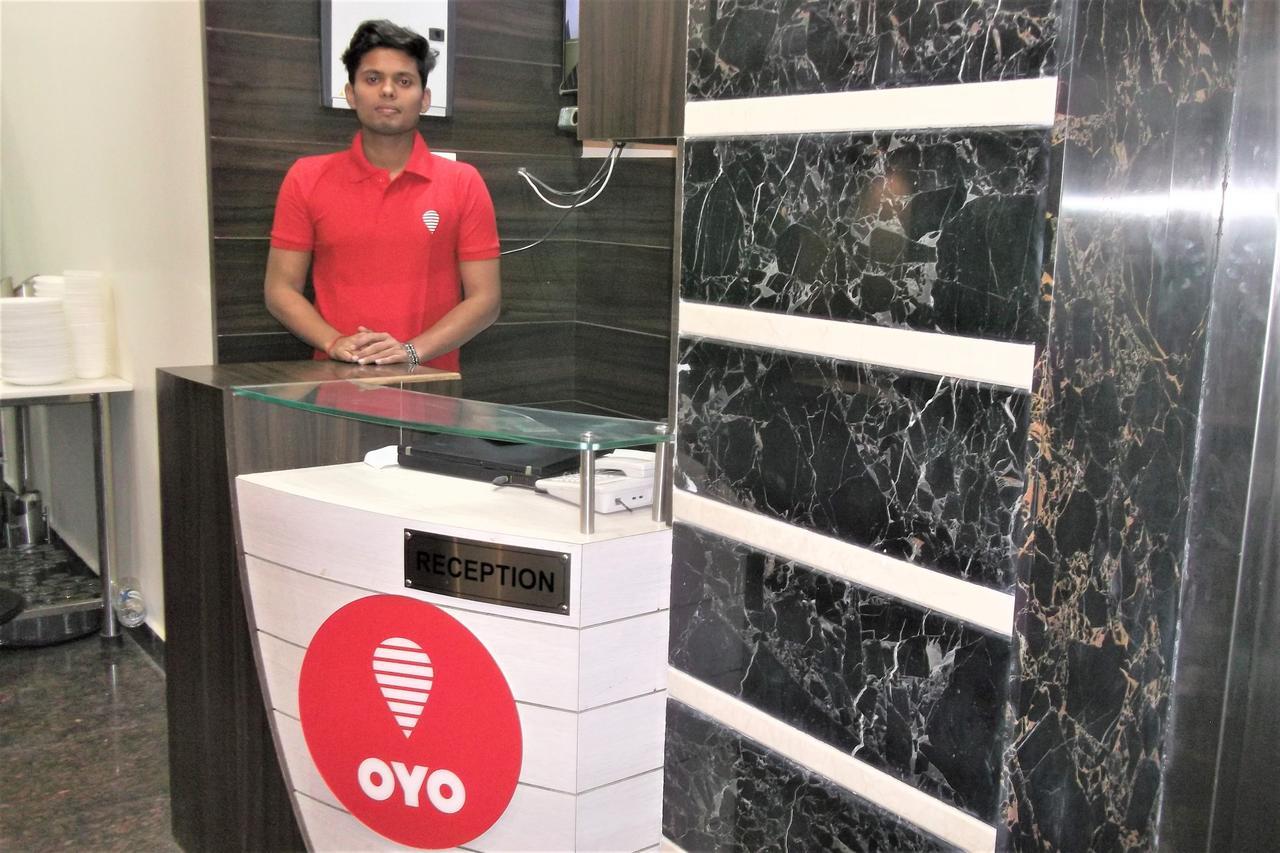 Oyo 10360 Hotel Grand Manoranjan Gorakhpur Exterior foto