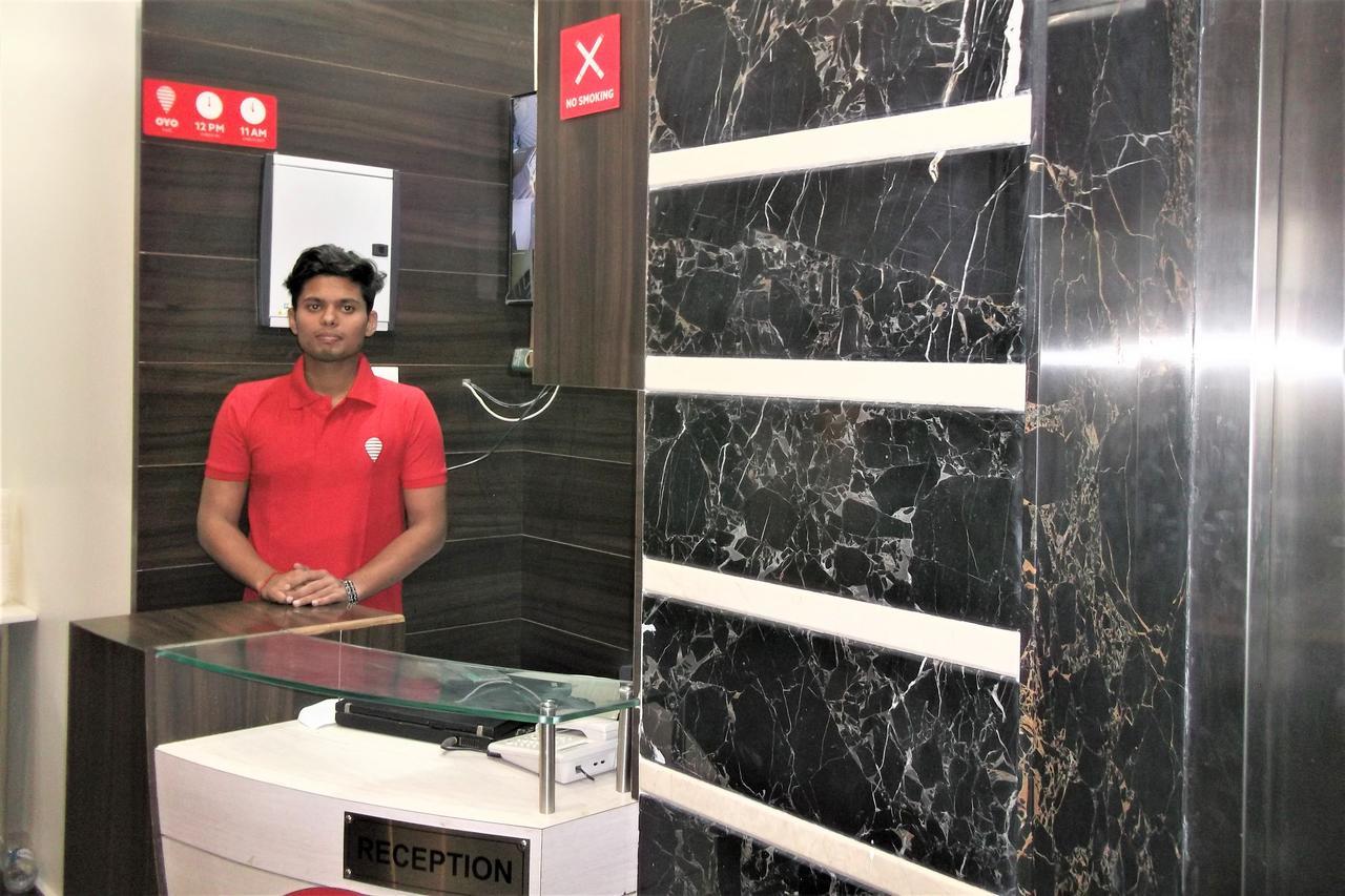 Oyo 10360 Hotel Grand Manoranjan Gorakhpur Exterior foto